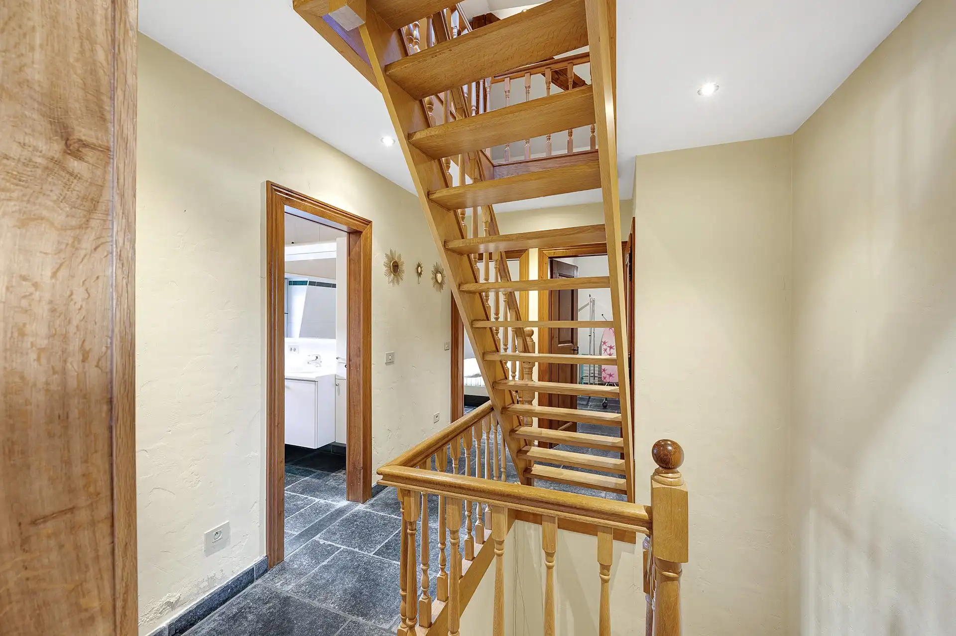 Historisch, uitzonderlijke woning met ongekend potentieel te Damme foto 35