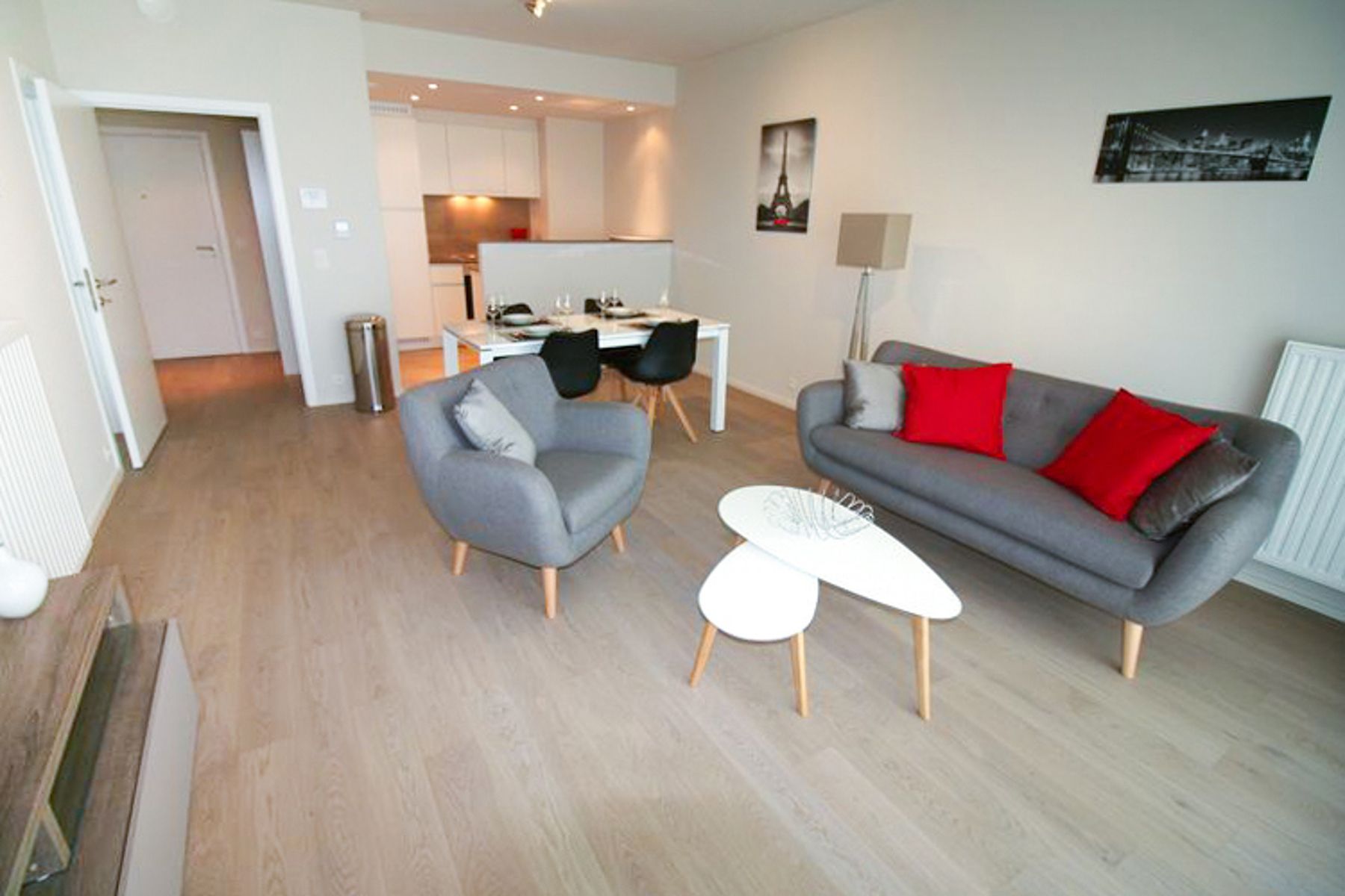 Prachtig Gem. app.- 1 Kamer (NAVO area) foto {{pictureIndex}}