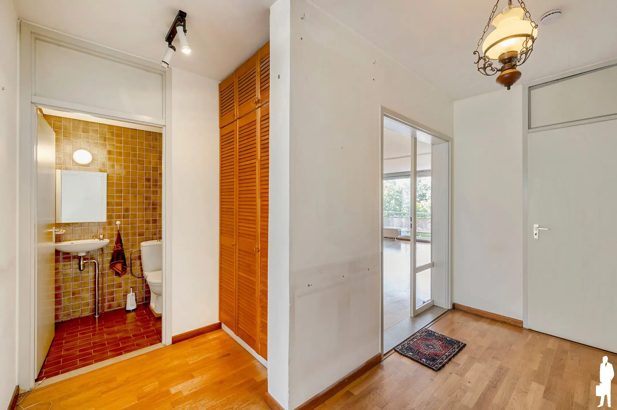Ruim appartement met drie slaapkamers foto 16