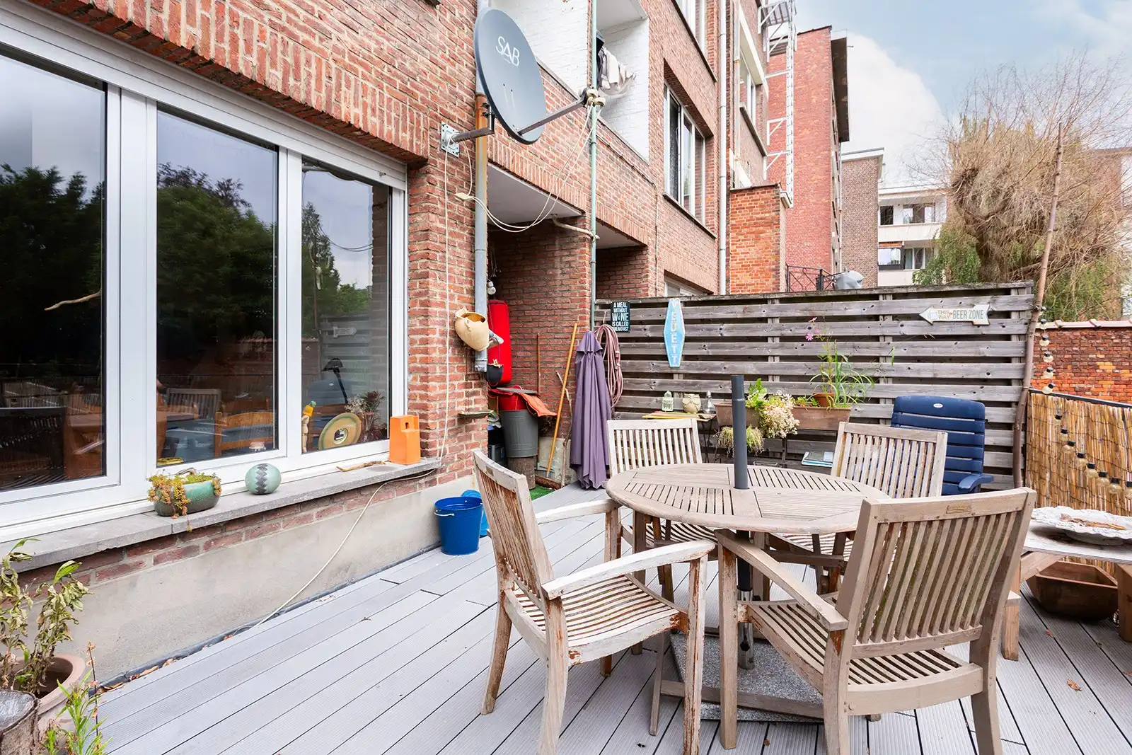 Slim ingedeelde studio met gezellig terras foto 12
