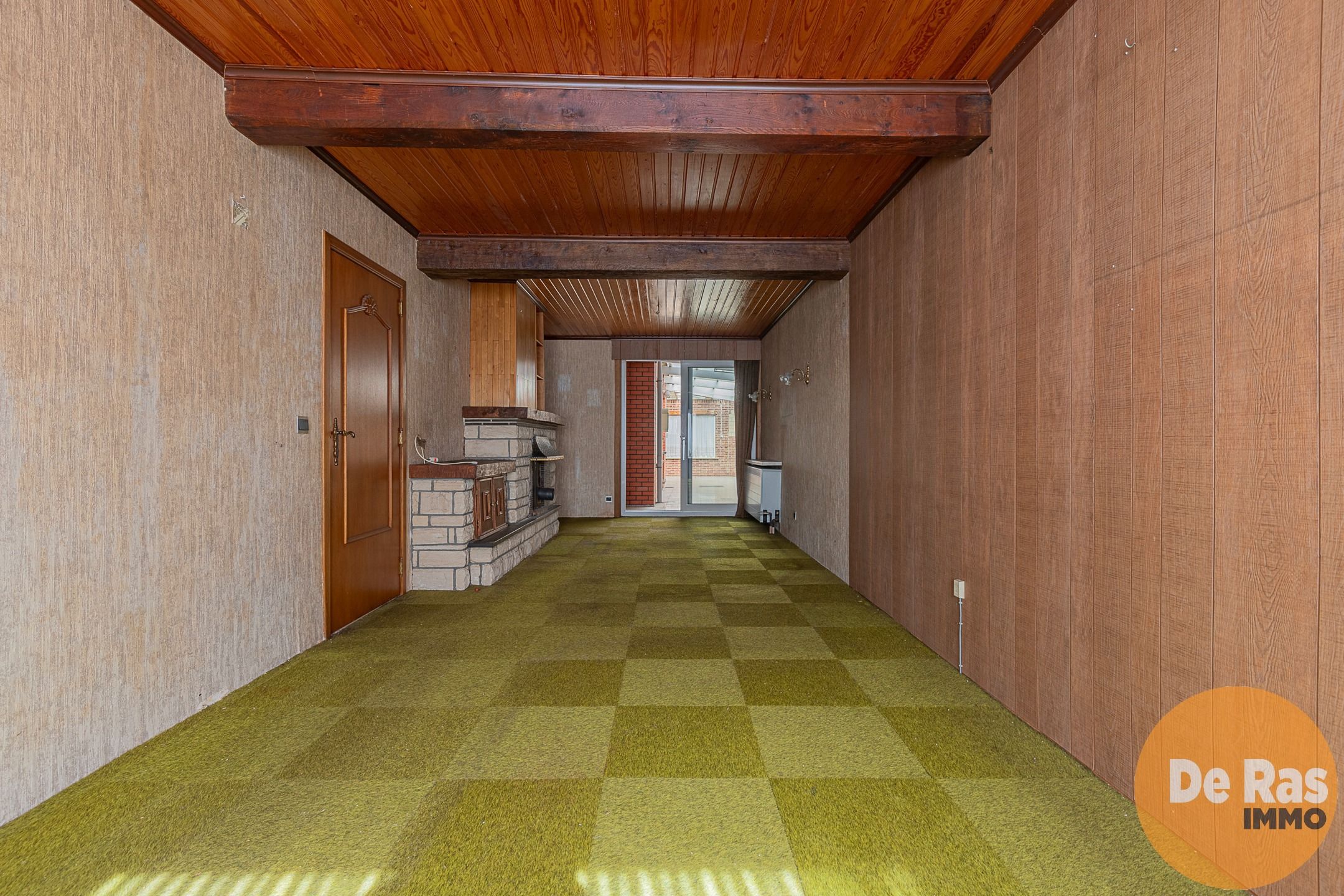 HERZELE - Stevige eengezinswoning op 200m van de markt foto 2