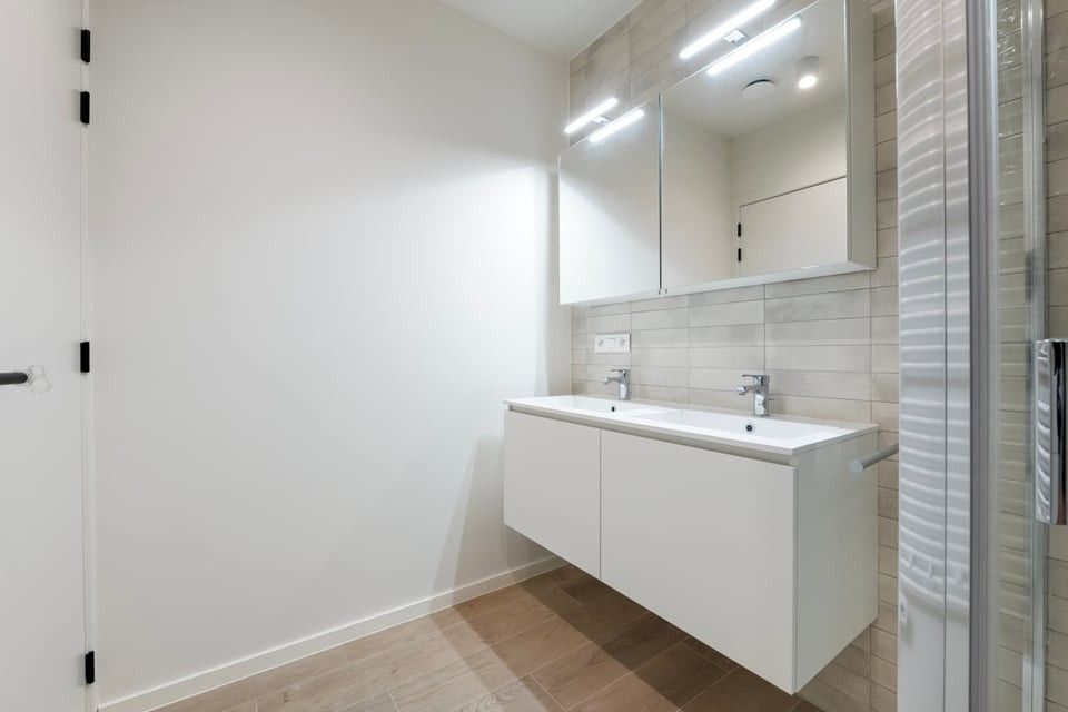 NIEUWBOUWAPPARTEMENT MET ONDERGRONDSE STAANPLAATS TE HUUR IN SINT-TRUIDEN foto 23