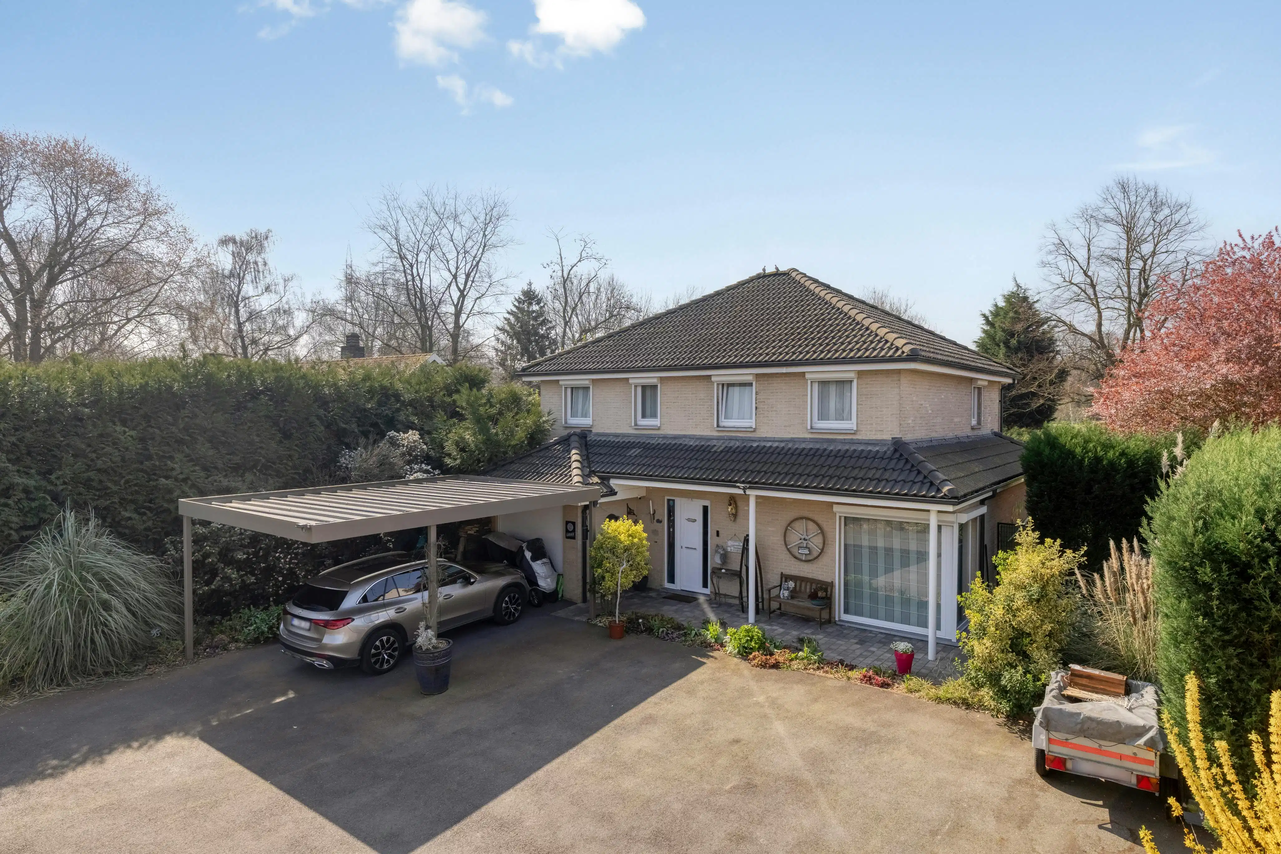 Instapklare gezinswoning met tuin in residentieel Evergem foto 2