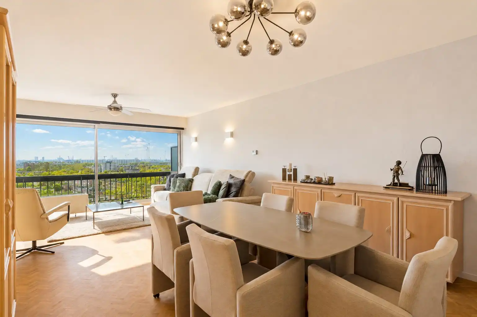 Prachtig appartement met panoramisch zicht foto 3