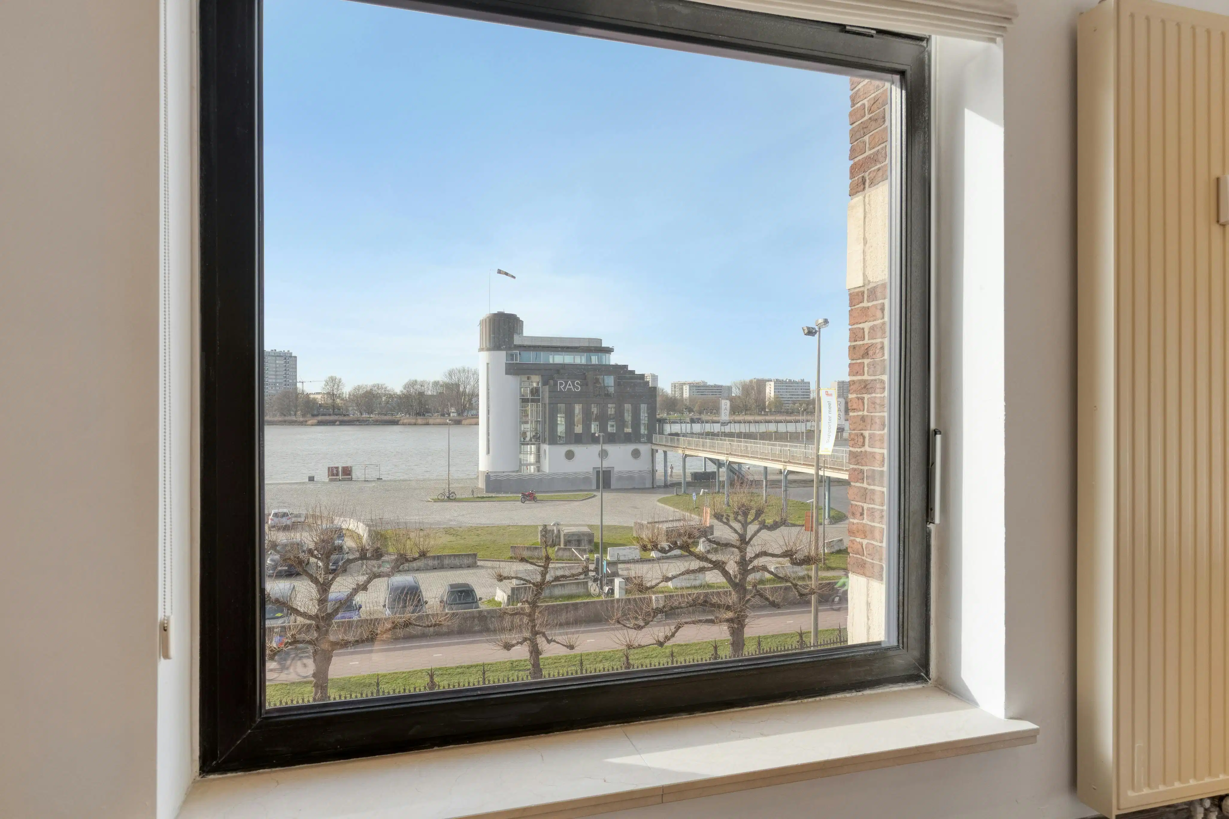 Twee slaapkamer appartement met Scheldezicht te koop in Antwerpen foto 5