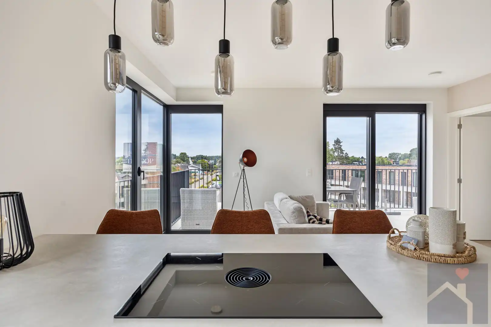 Luxe appartement op 3e verdieping met 2 slaapkamers, terras van 21 vierkantemeter en moderne afwerking in 2025! foto 12