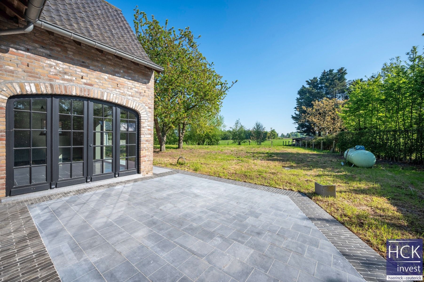 KRUISHOUTEM - Exclusieve landelijke woning met bijgebouwen, high-end afwerking!! foto 14