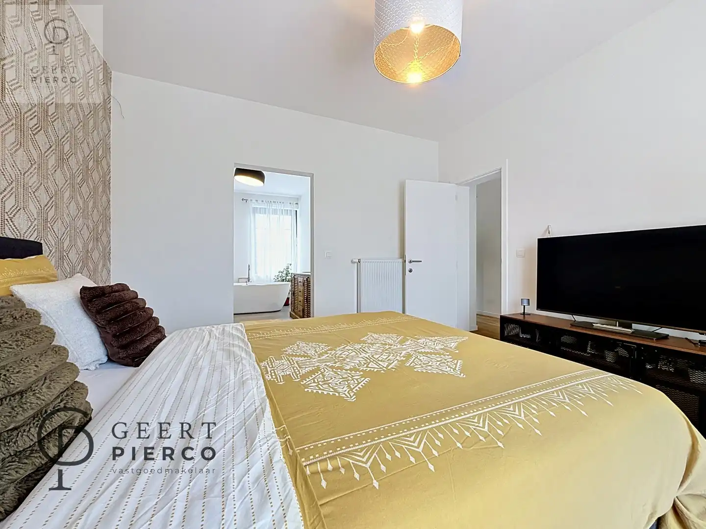 Ruimtelijke woning op een toplocatie foto 19