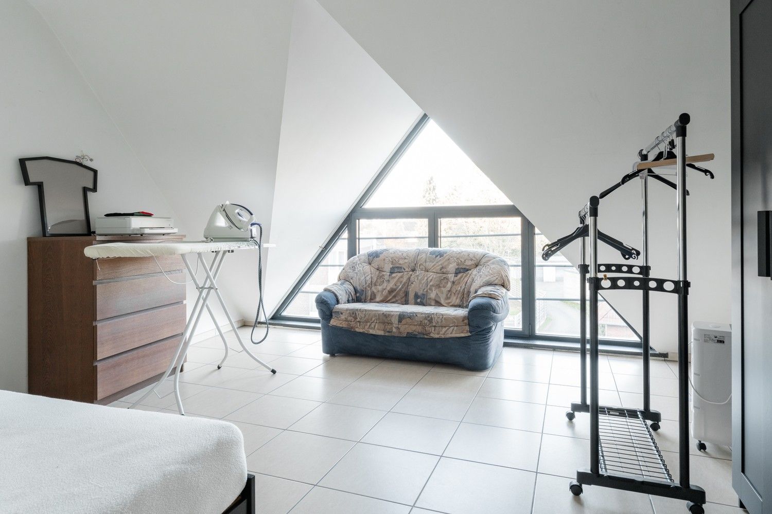 Ruim duplex appartement met 3 slaapkamers in het centrum van Hamont. foto 10