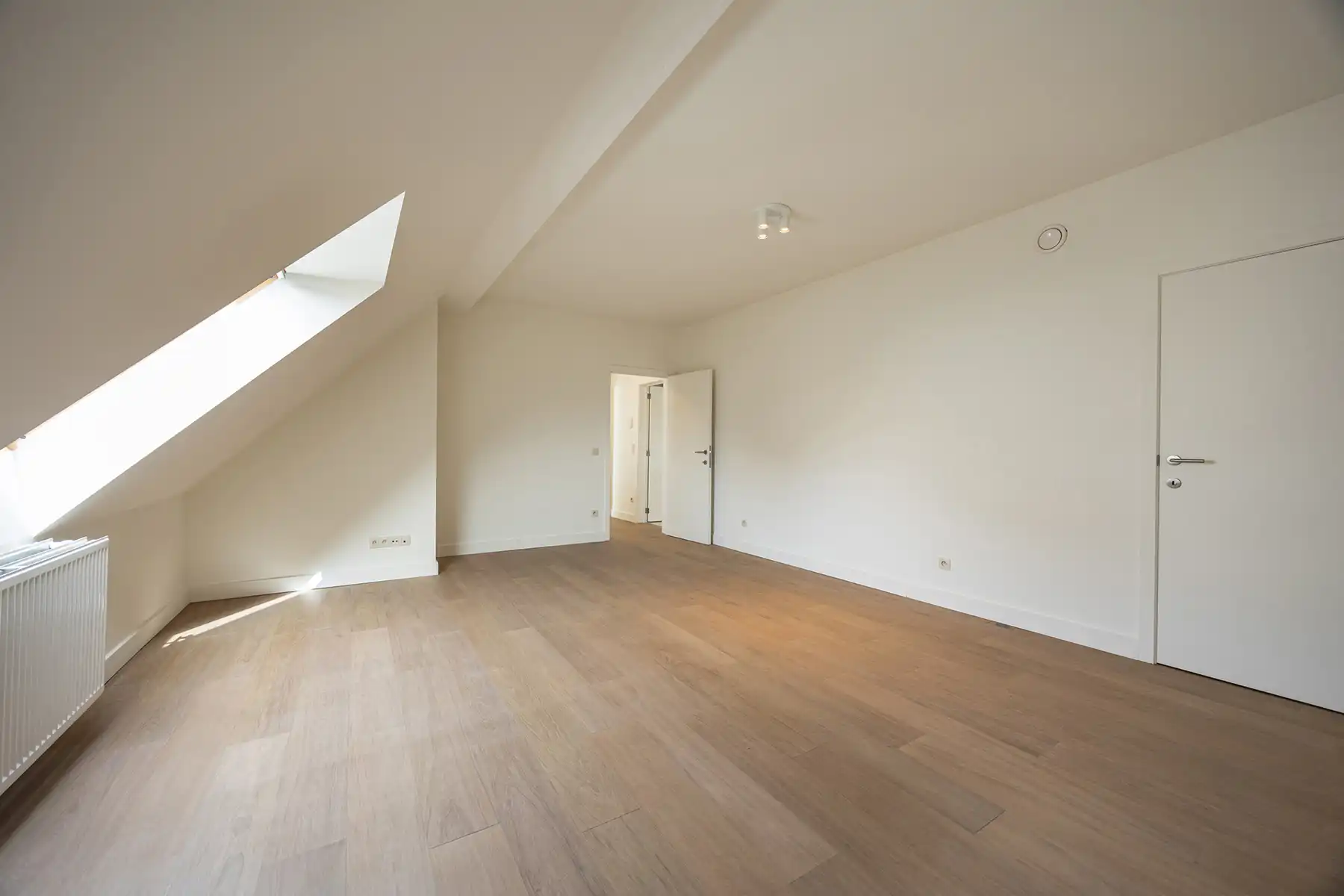 Instapklaar duplexappartement met 3 slpk en 2 terrassen foto 14