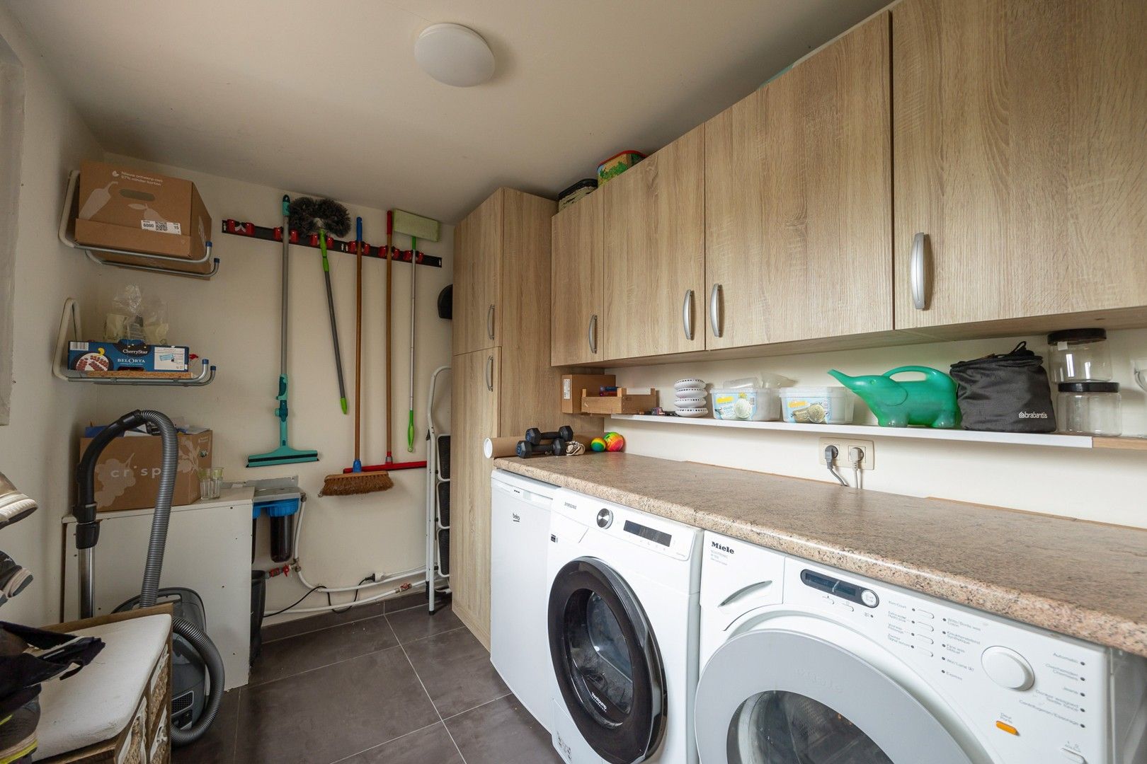 WONING MET TUIN EN GARAGE - 4 SLAAPKAMERS foto 22