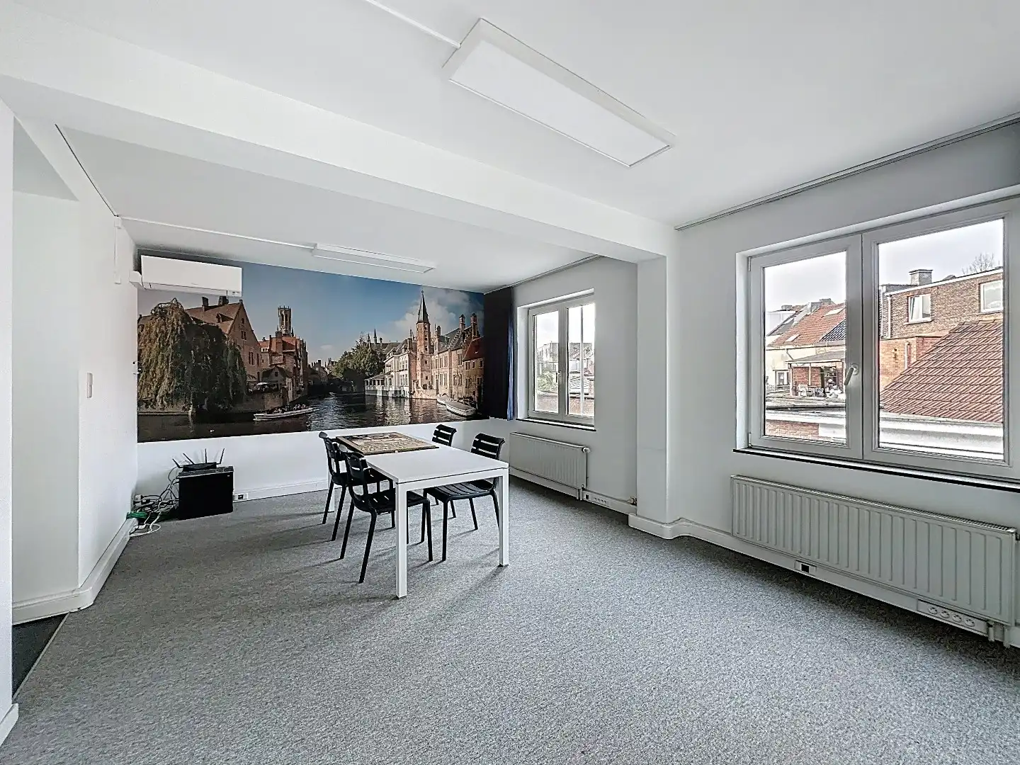 Karaktervol hoekpand met garage op toplocatie in Kessel-Lo! foto 6