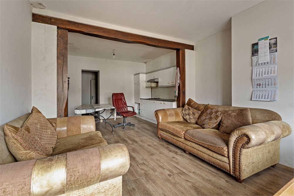 Te renoveren woning voor gemengd gebruik in landelijke omgeving foto 4