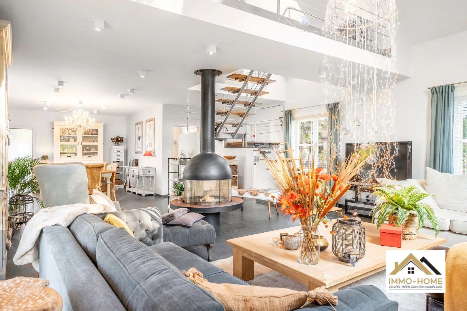 Prachtige villa op ruime grond met zwembad! foto 4