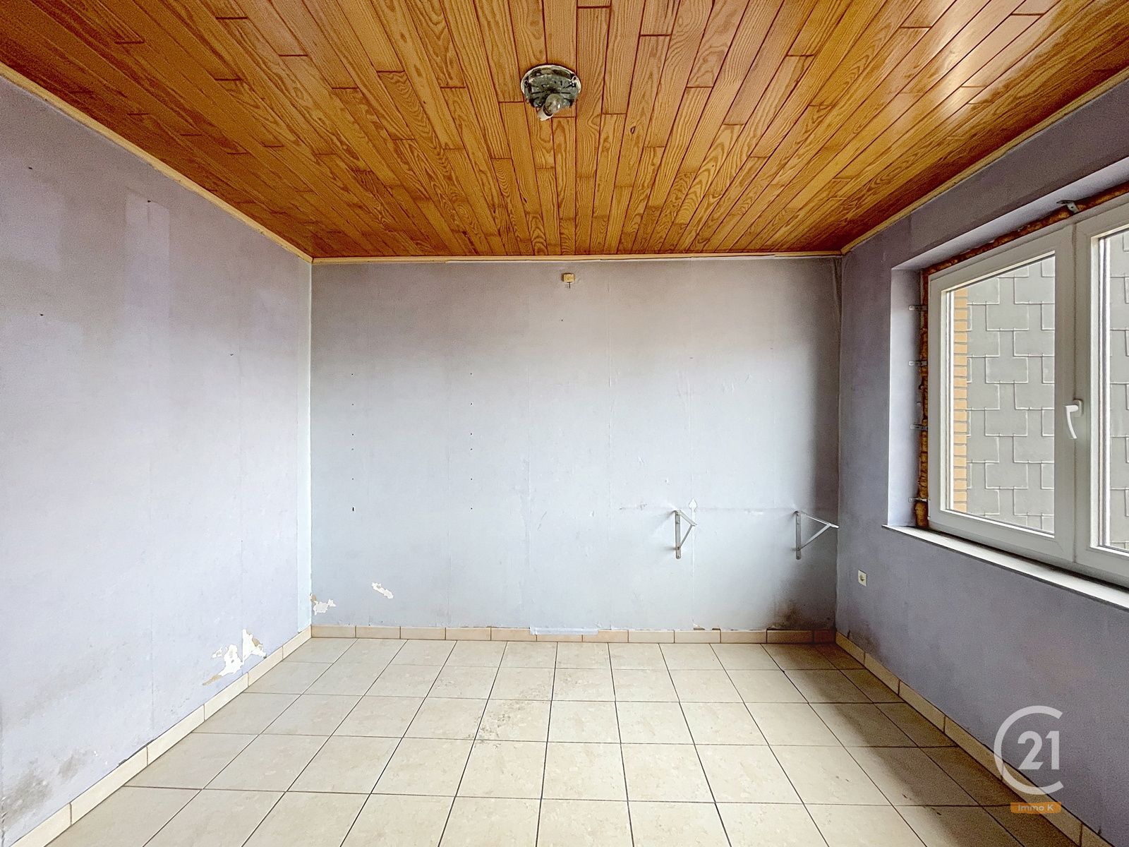 Te renoveren huis met garage en tuin - ook mog. voor handel foto 6