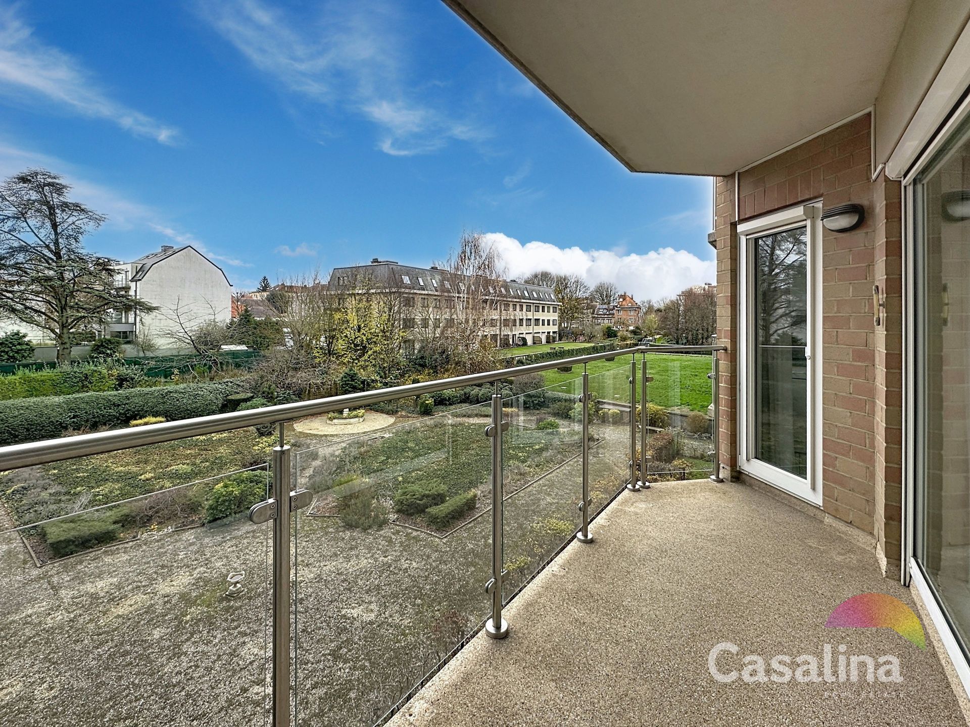 APPARTEMENT MET MOOI TERRAS, 82 m², centrale ligging foto {{pictureIndex}}