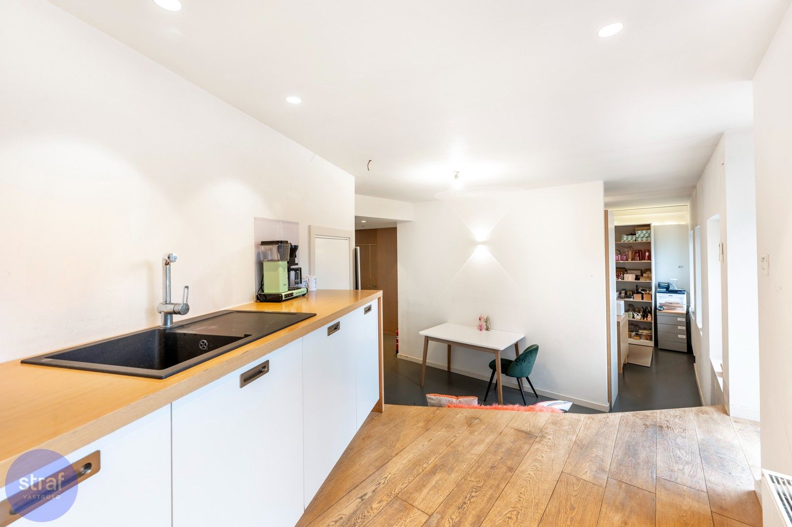 Handelspand te koop op Linkeroever foto 10