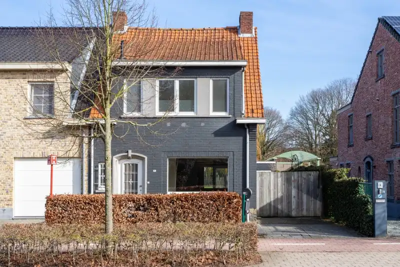 Hoofdfoto van de publicatie: Half open bebouwing met prachtig uitzicht op weilanden