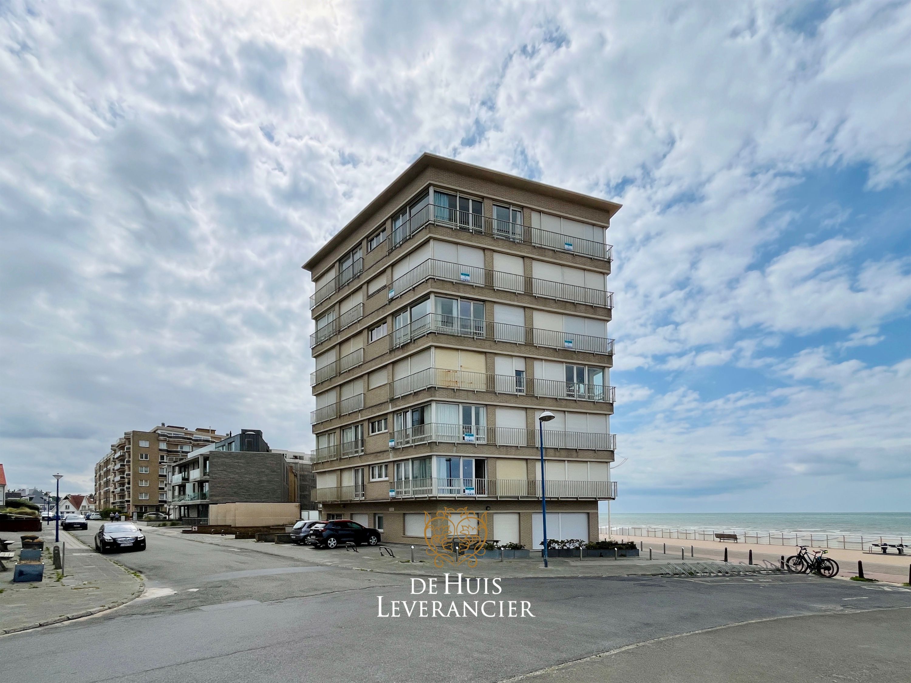 Droom gerust van wakker worden met zeezicht : ontdek jouw instapklare plekje op de Zeedijk in Koksijde foto 15