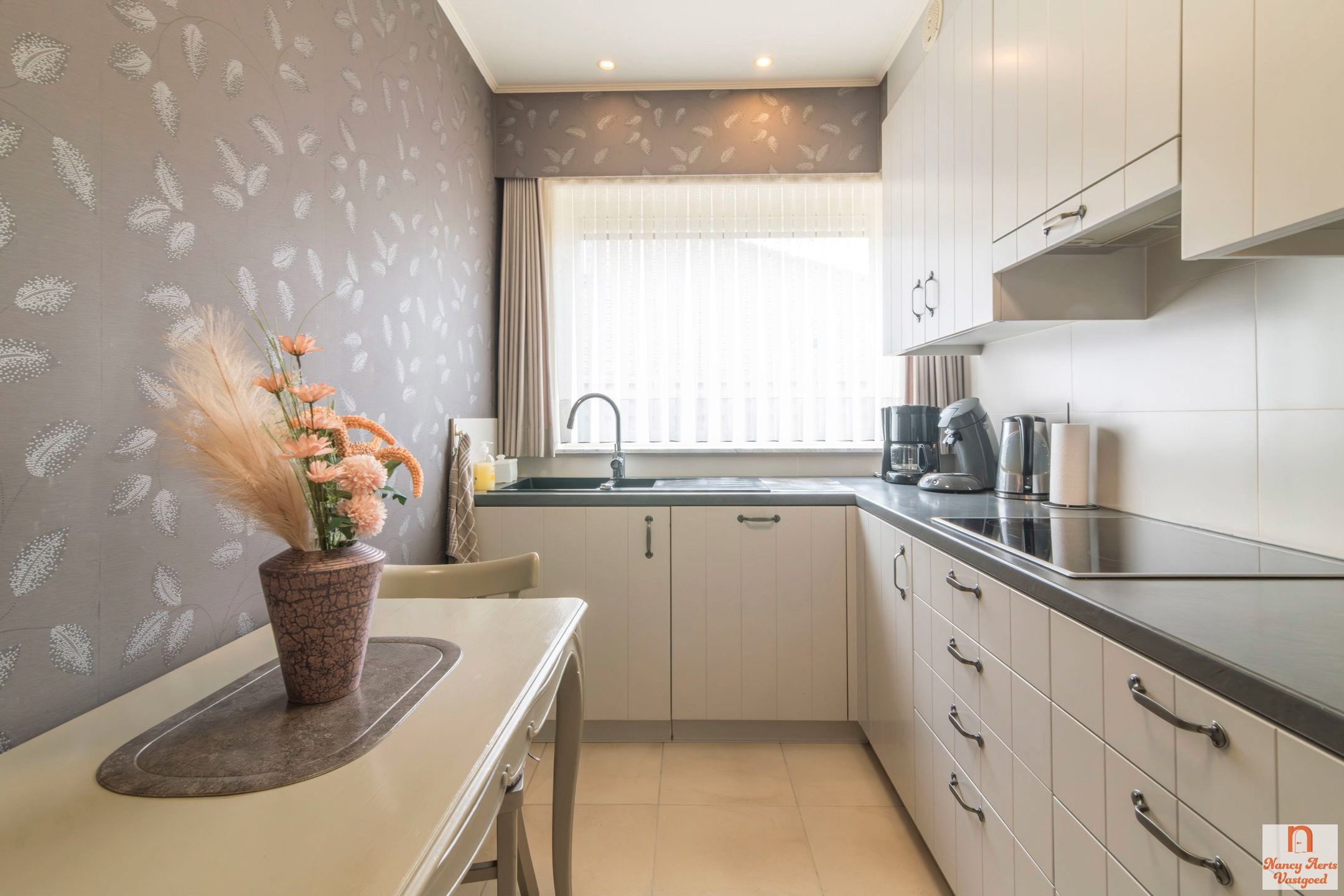 Verzorgde gelijkvloerse woning met zicht op groen in Koersel foto 16
