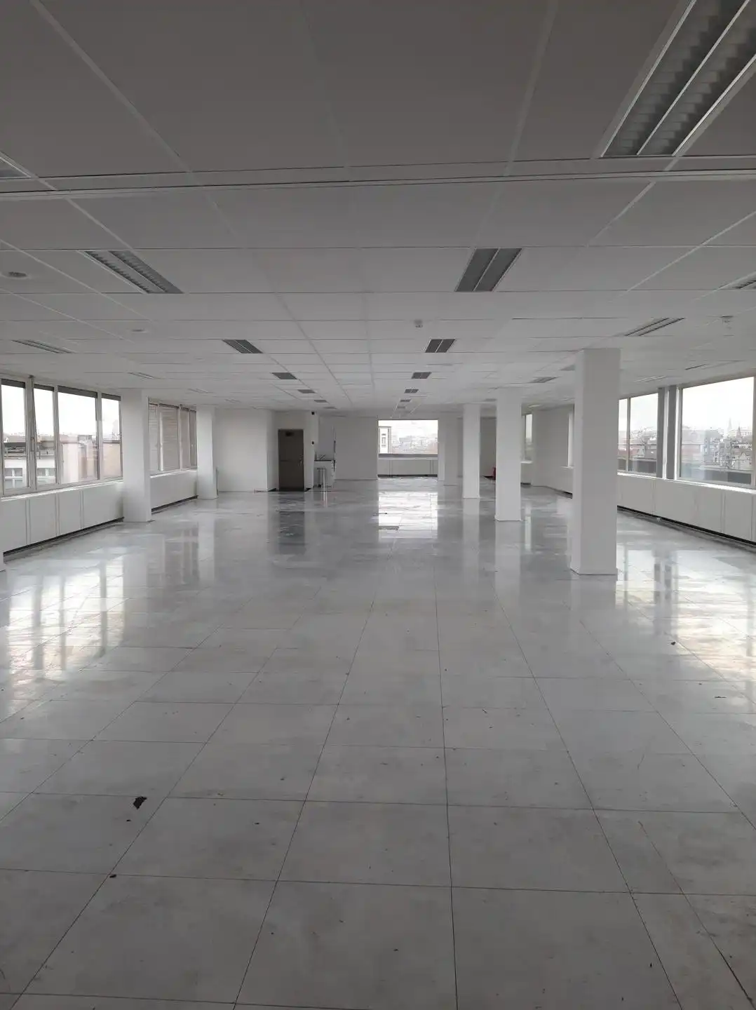 Kantoor 204m²  te huur foto 9