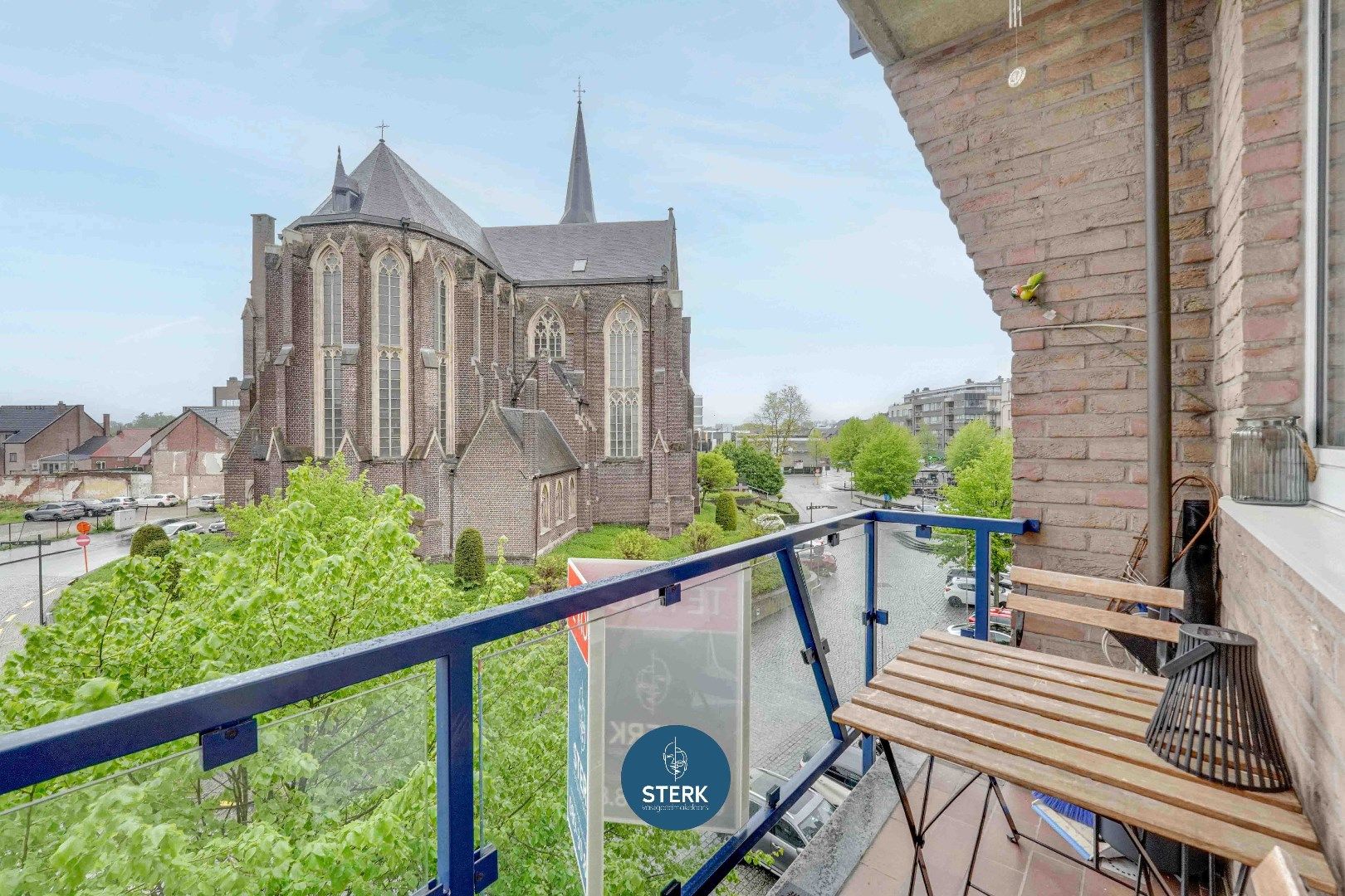 VERHUURD APPARTEMENT MET EPC LABEL B IN CENTRUM LANAKEN !  foto 3