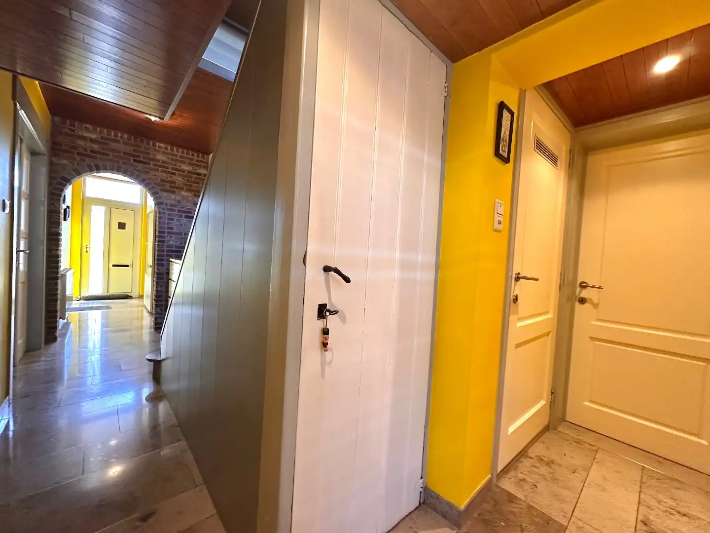 Verzorgde gezinswoning met uitzonderlijke garage op een ruim perceel in Zichen-Zussen-Bolder (Riemst) foto 12