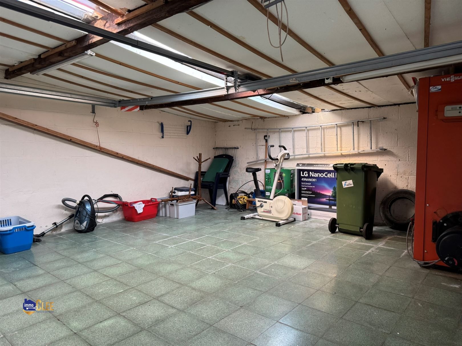 Charmante gezinswoning met veel potentieel in Montenaken foto 17