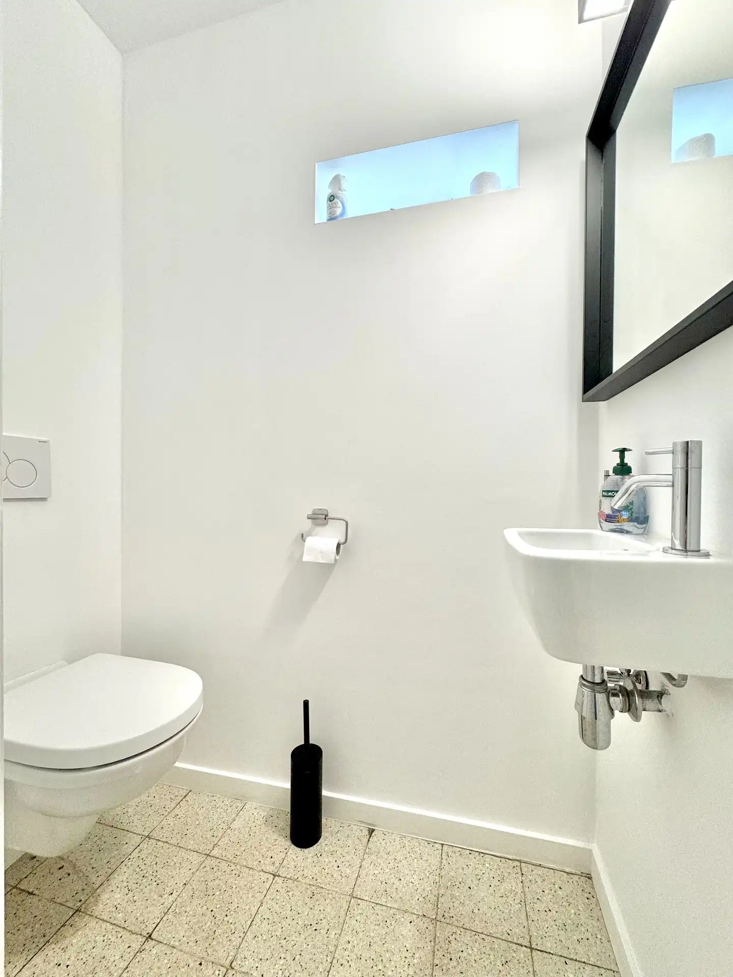 GERENOVEERDE WONING | 2 KAMERS | DRESSING |TUIN |GARAGE foto 6
