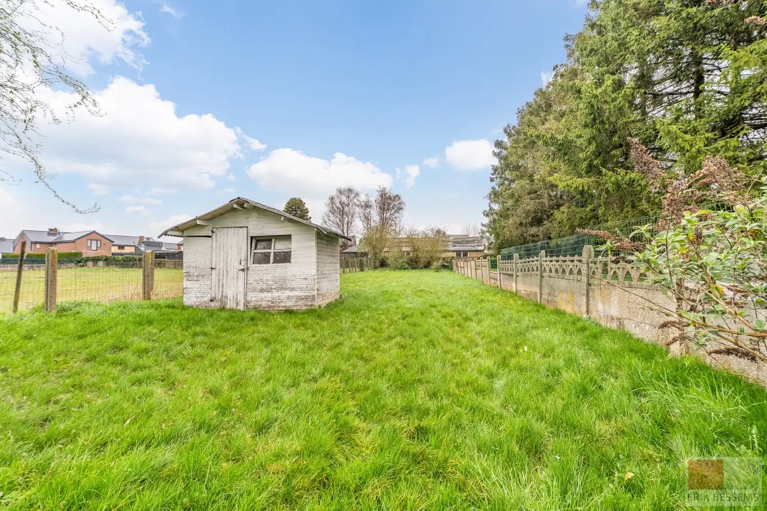Charmante op te frissen woning met veel potentieel, met een woonoppervlakte van 169 m² foto 33