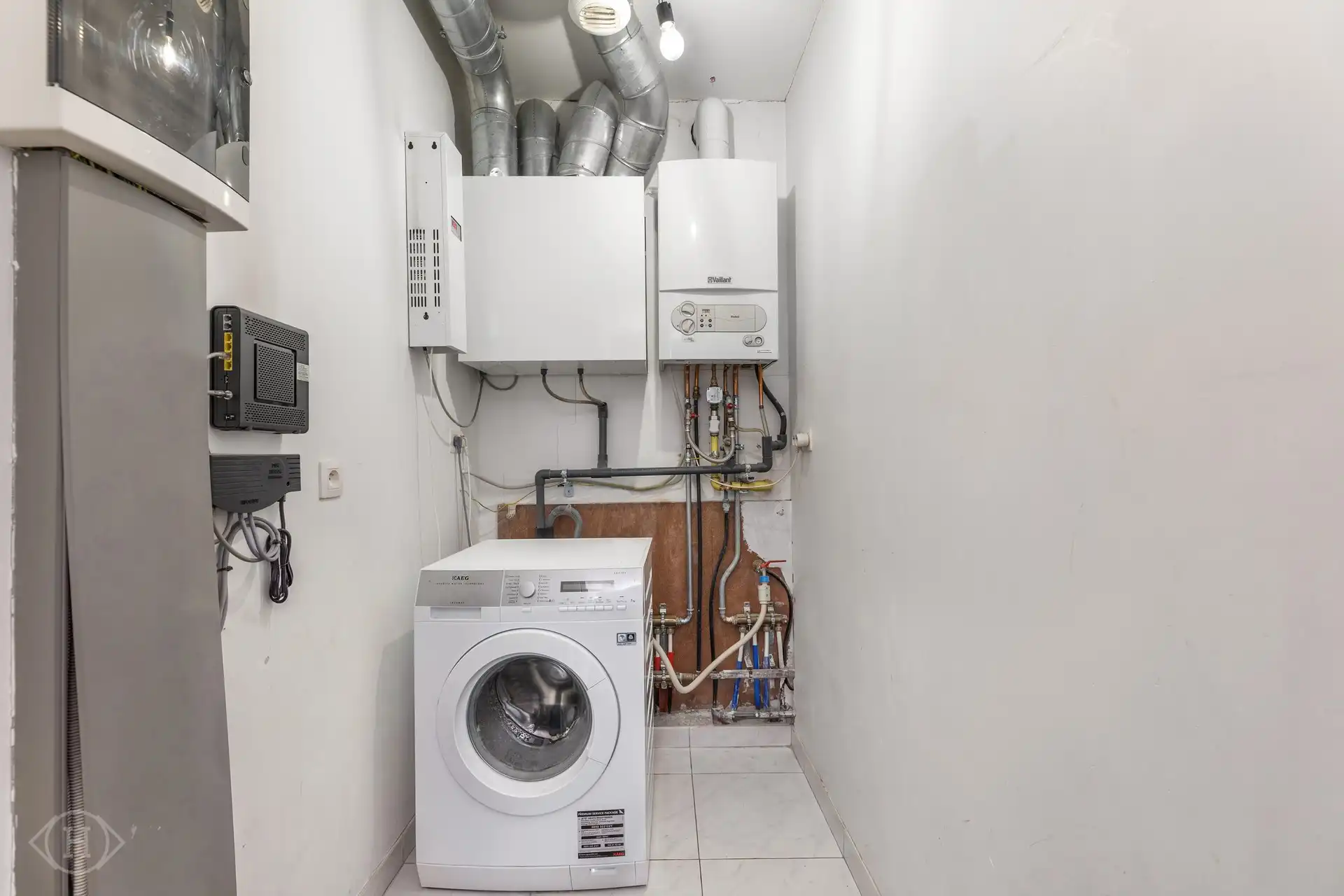 Lichtrijk 1-slaapkamerappartement aan de Vaartkom foto 13