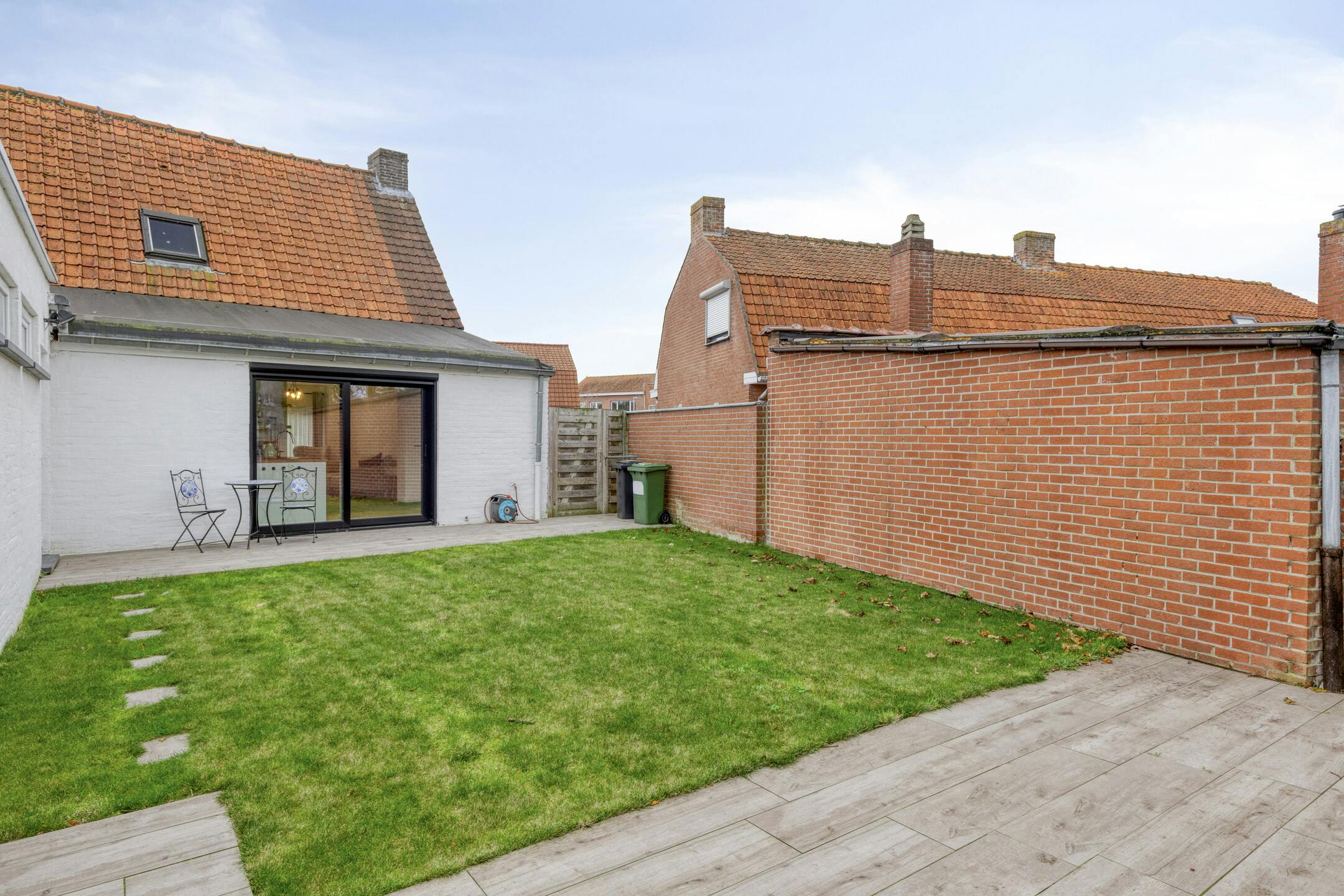 Instapklaar huis te koop in Ligywijk met twee kamers foto 17