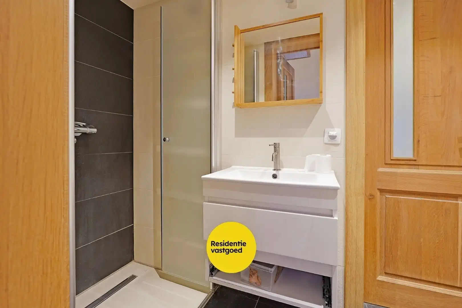 Herenhuis met handelsruimte & wellness in Nieuwpoort-Stad foto 9