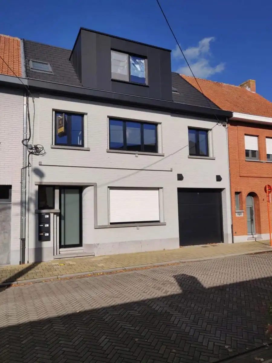 Recent appartement te Branst nabij Scheldedijk foto 2