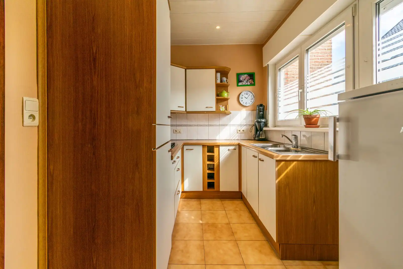WELGELEGEN WONING MET 2 SLP, BUREAU, INRICHTBARE ZOLDER! foto 8