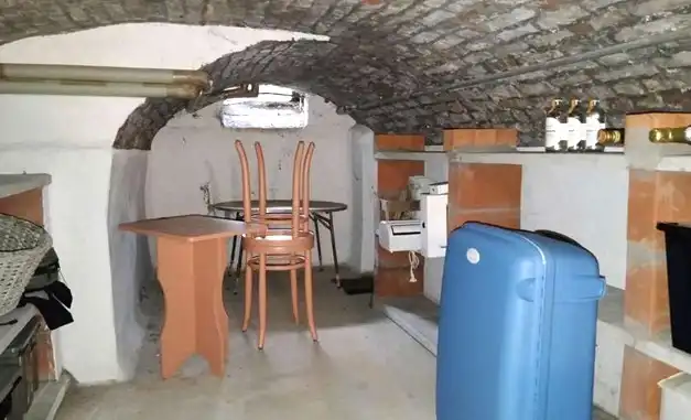 Hoeve met 4 slaapkamers op +- 8 are foto 13