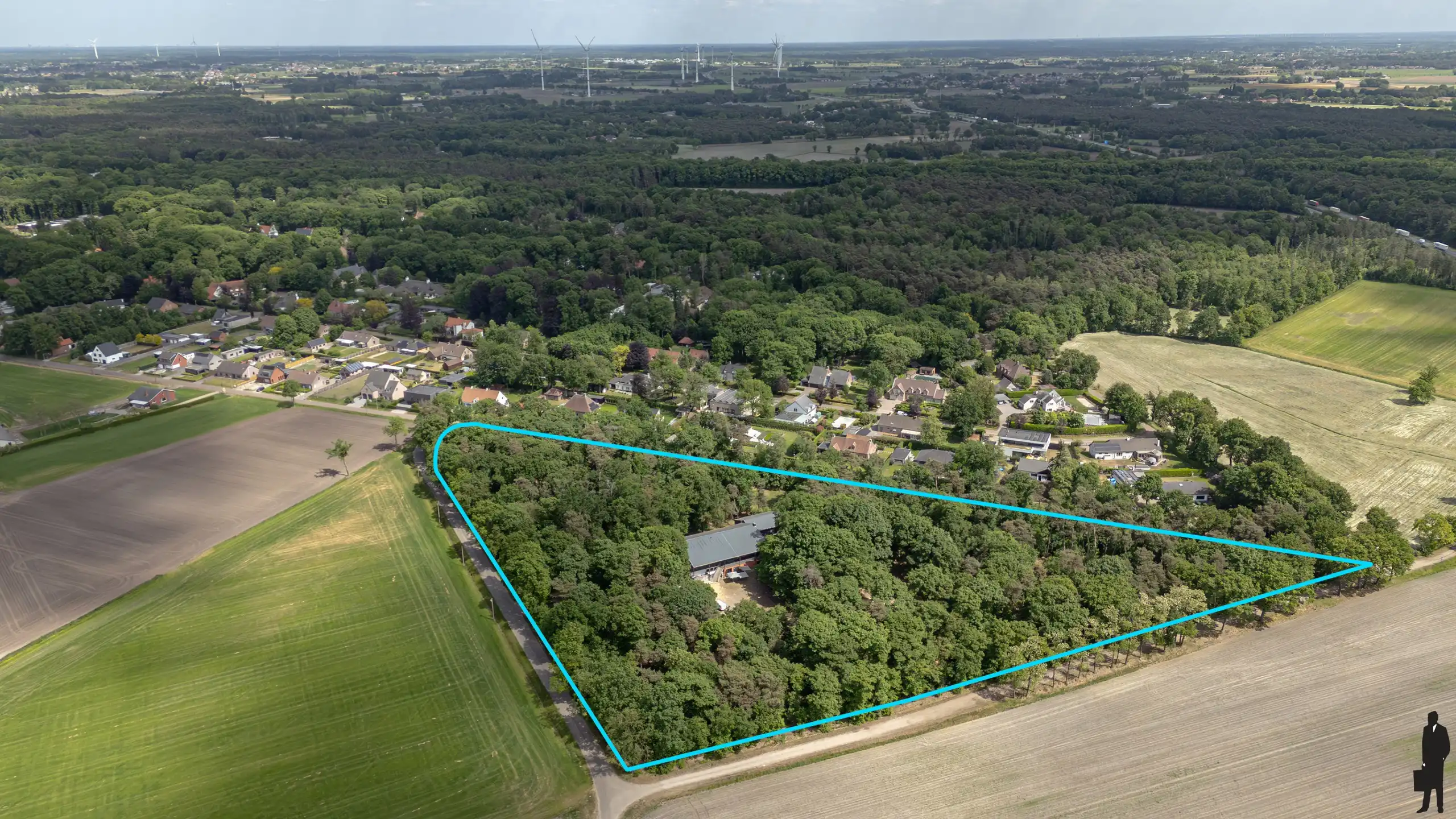 Recreatief onroerend goed in agrarisch gebied foto {{pictureIndex}}