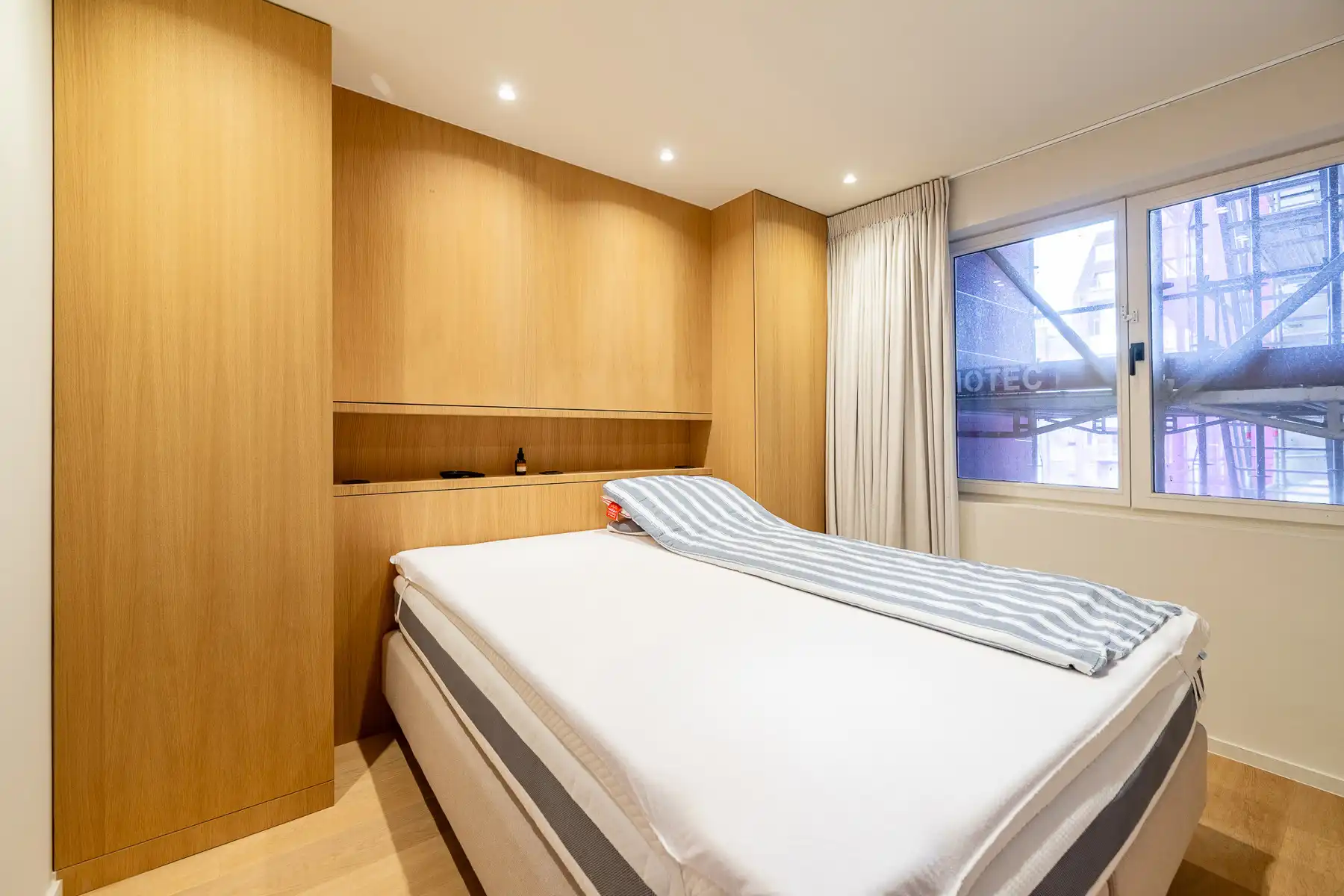 Stijlvol afgewerkt tweeslaapkamer appartement in het Zoute foto 9