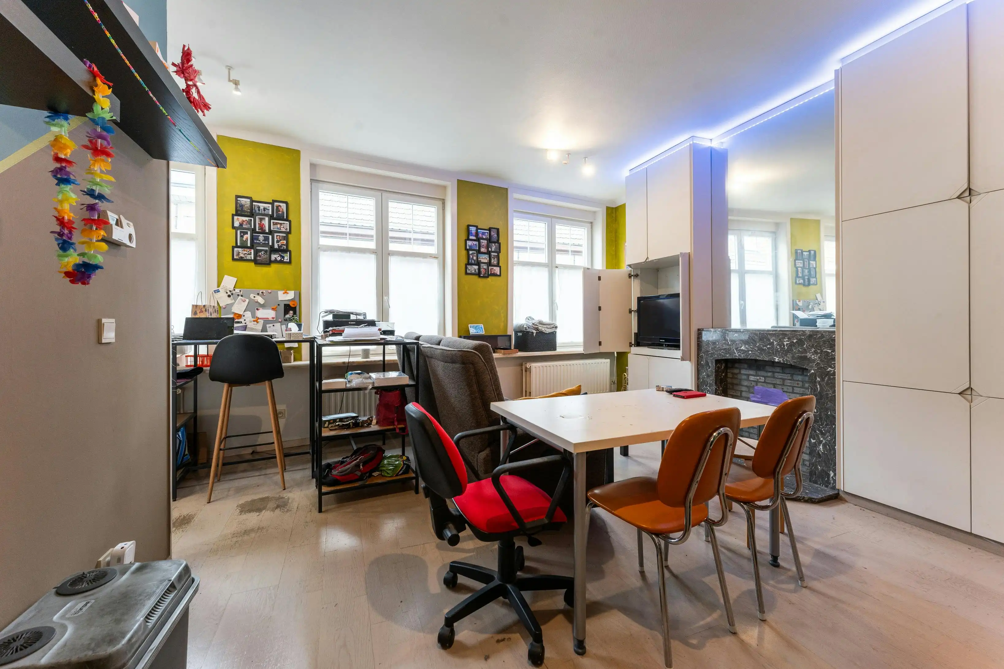 Ruime woning met handelsgelijkvloers en appartement in het centrum van Veurne. foto 27