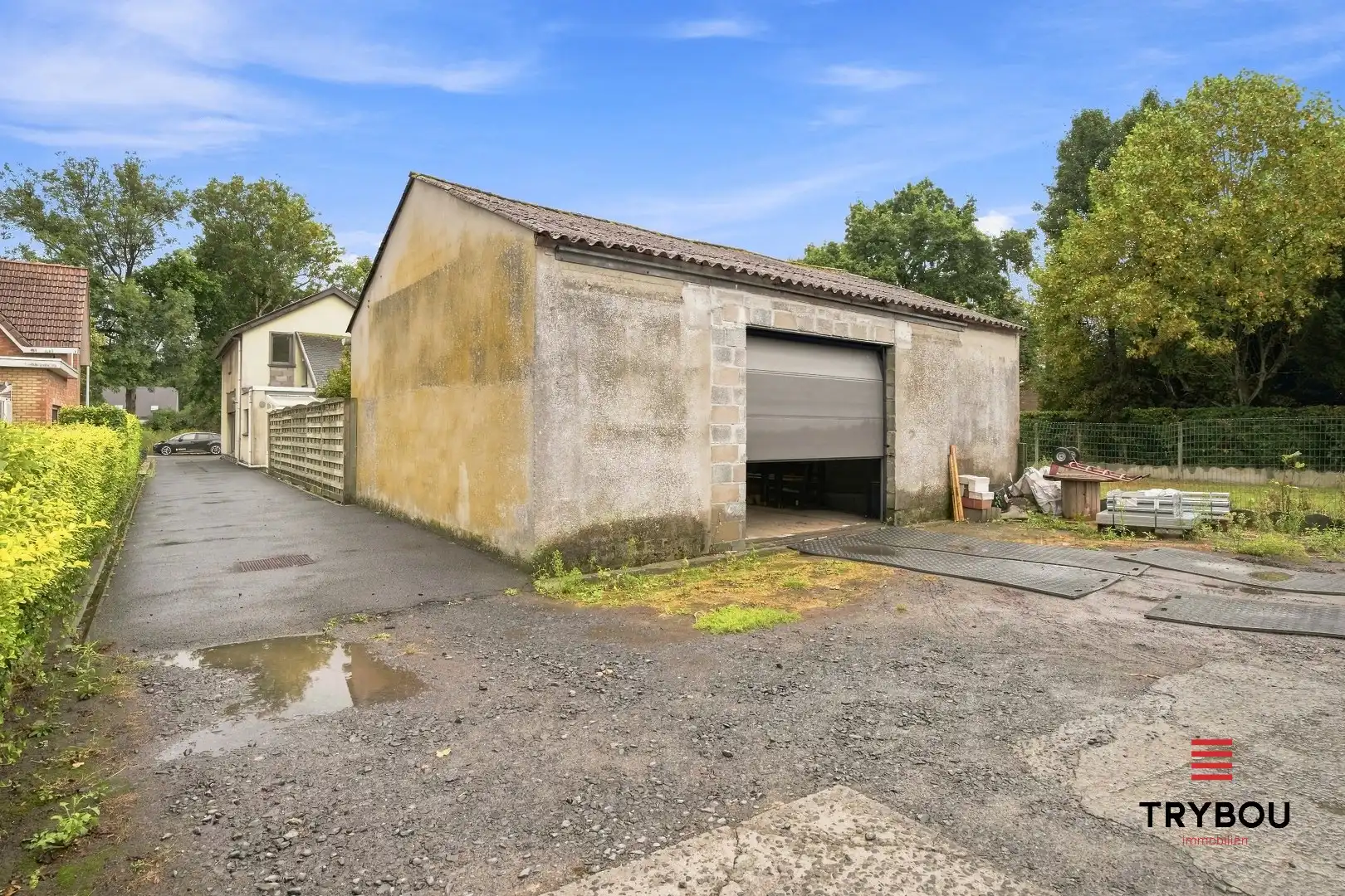 Uitstekende gelegen woning met loods en tuin!  foto 25