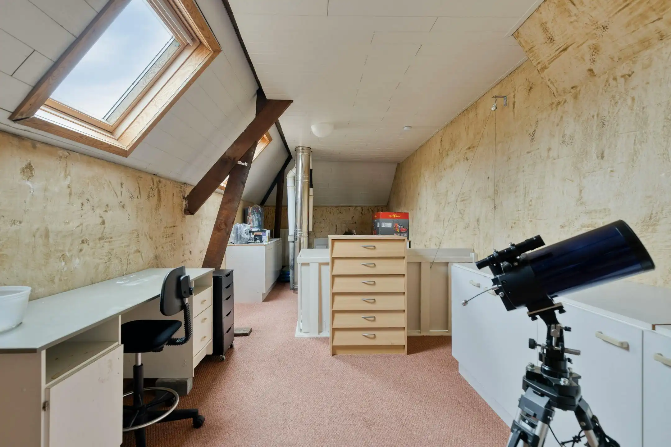 Ruime gezinswoning op toplocatie in Kortrijk foto 15
