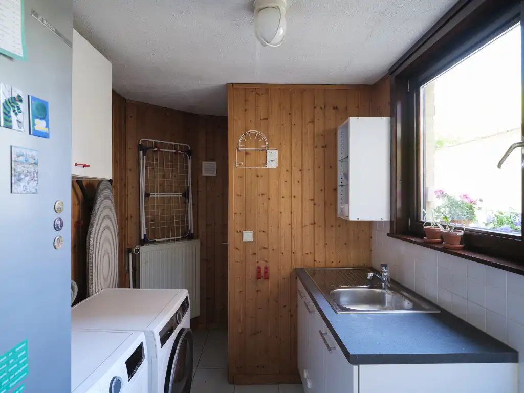 Karaktervolle gezinswoning met o.m. vier slaapkamers, gelegen in de gegeerde stationsbuurt. foto 10