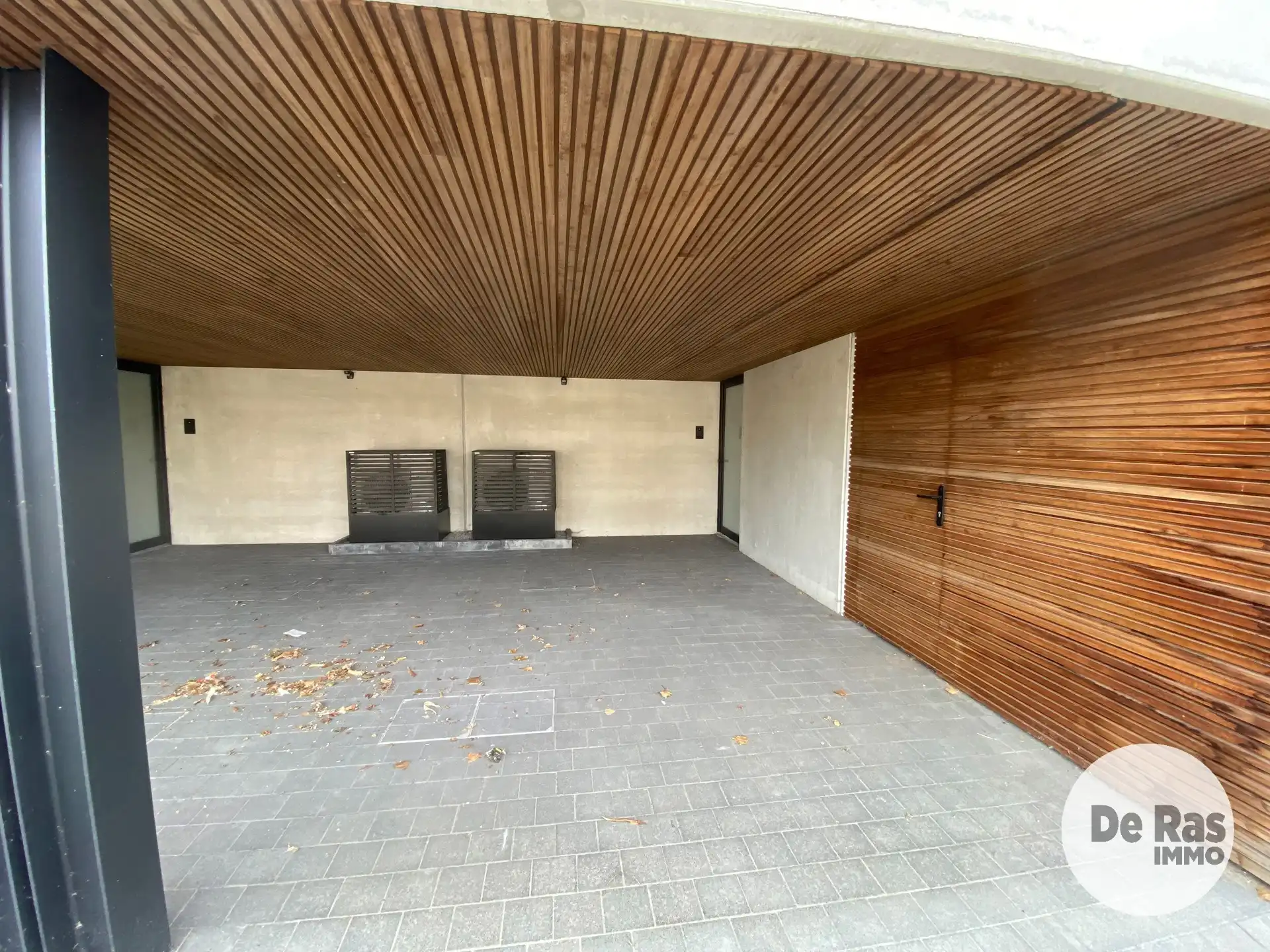 VLIERZELE - Nieuwbouwwoning in moderne betonarchitectuur foto 2
