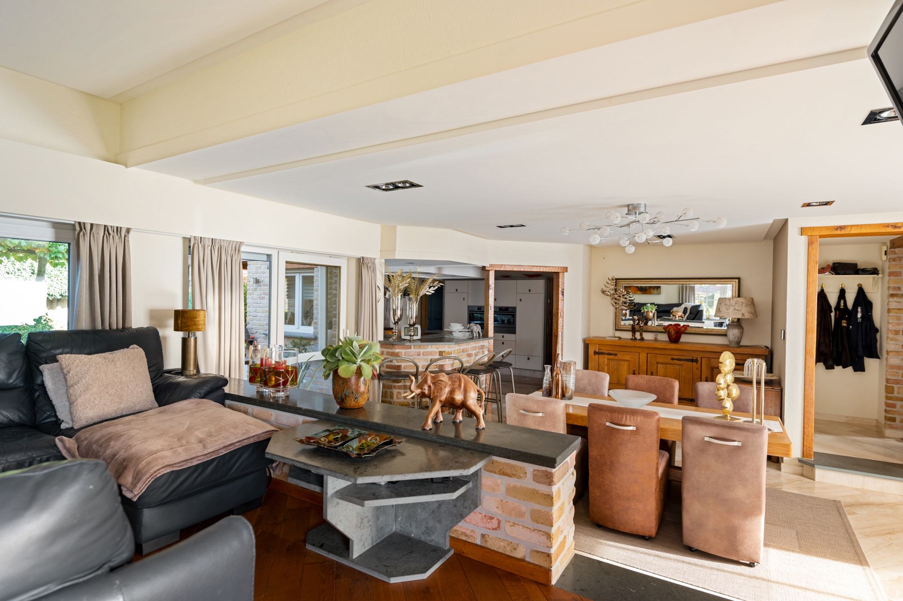 Luxueuze villa met 5 slks en 2bdks op 1595m2  foto 9