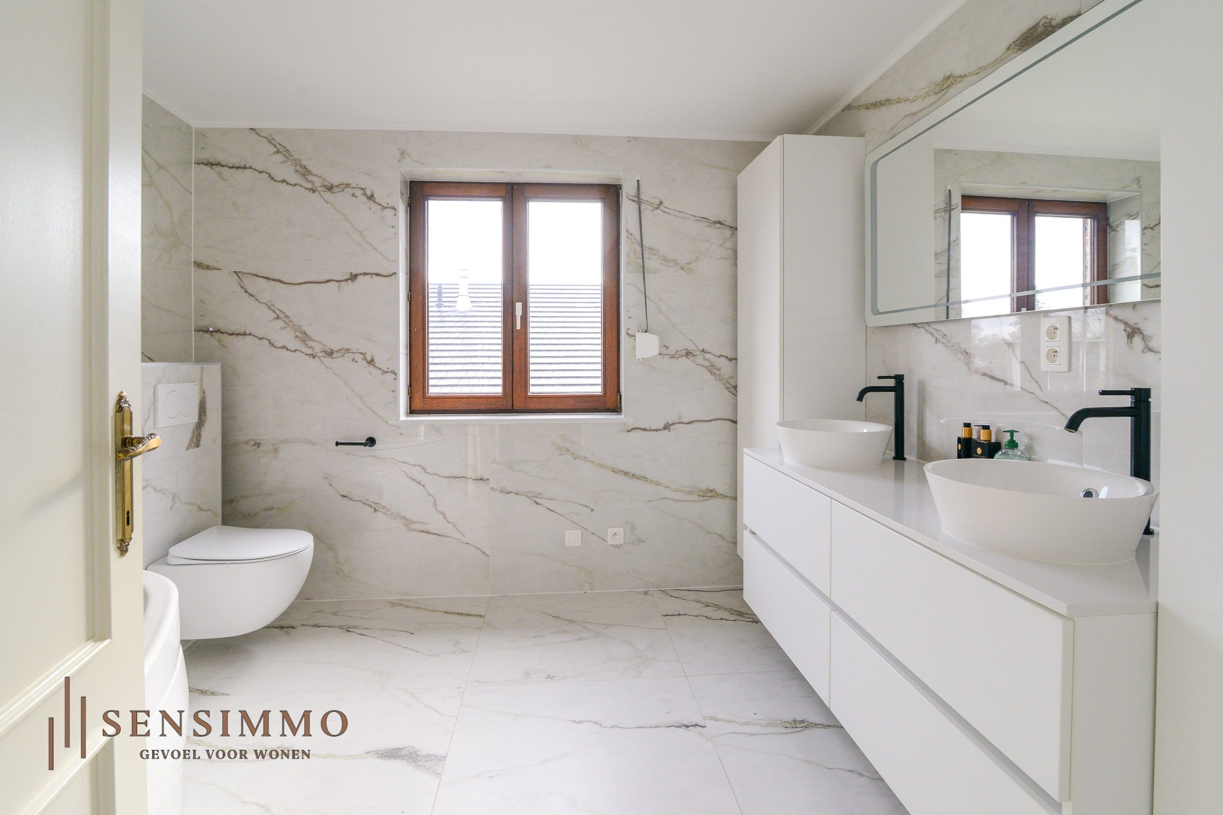 Ruime en energiezuinige woning met 4 slaapkamers op mooi perceel  foto 14