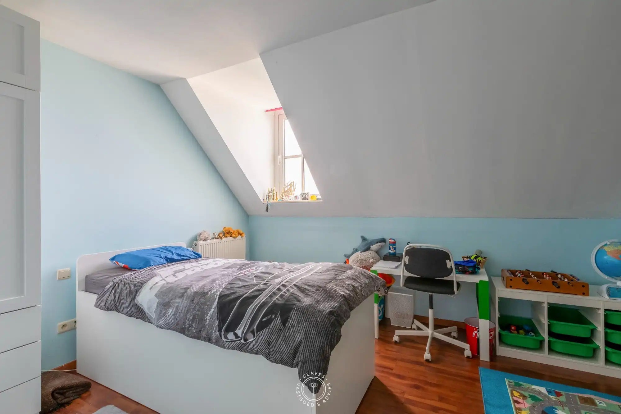 Imposant duplexappartement met een zee aan ruimte foto 12