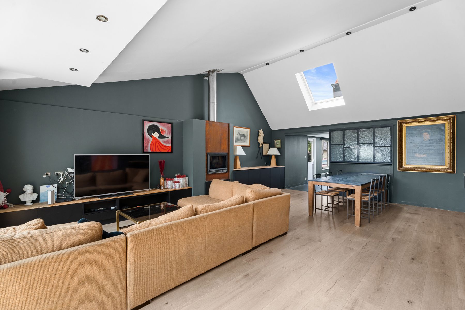 Instapklare halfopen woning met ZO-tuin én garage in Melsen! foto 12