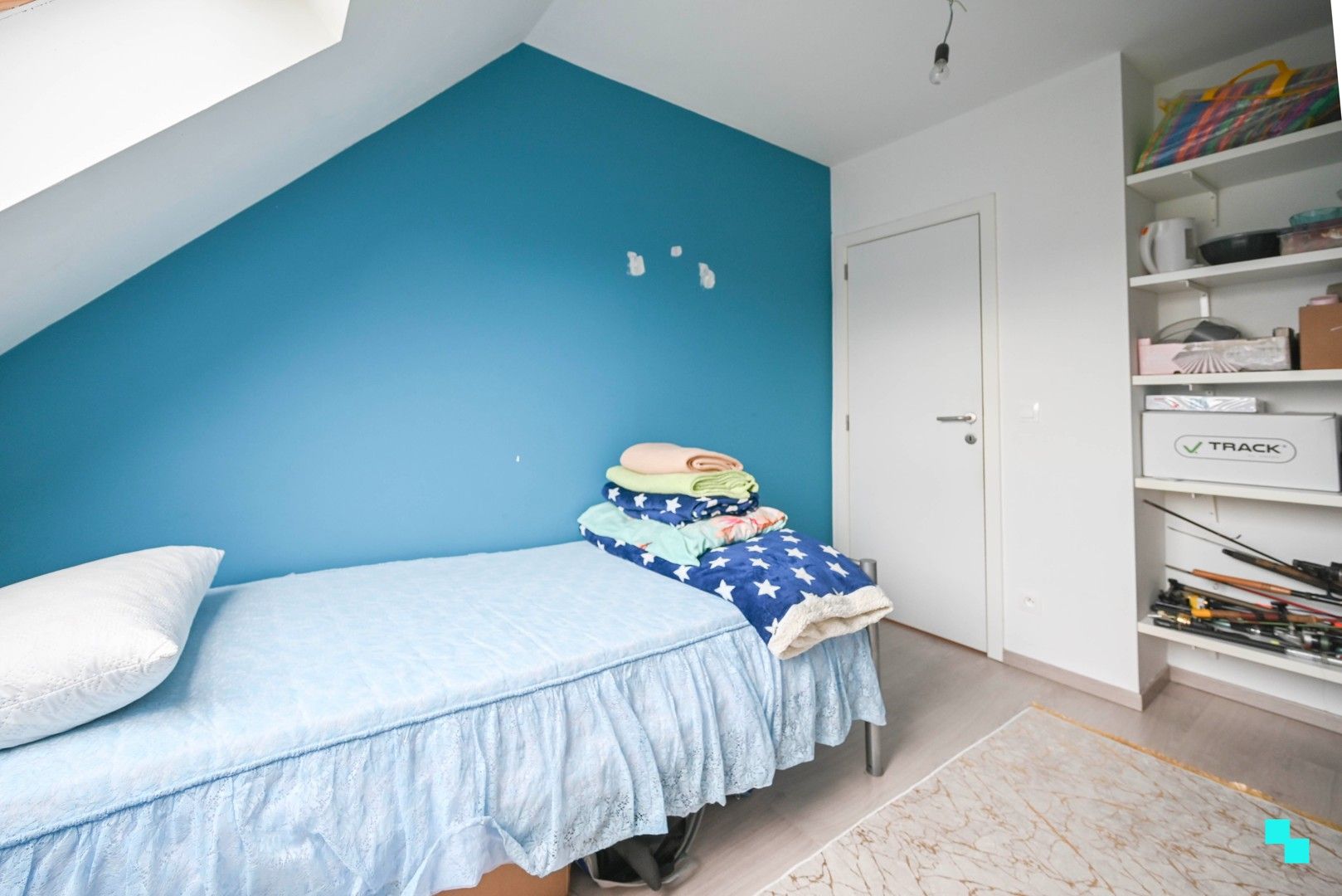 Duplexappartement nabij centrum Oostrozebeke foto 12