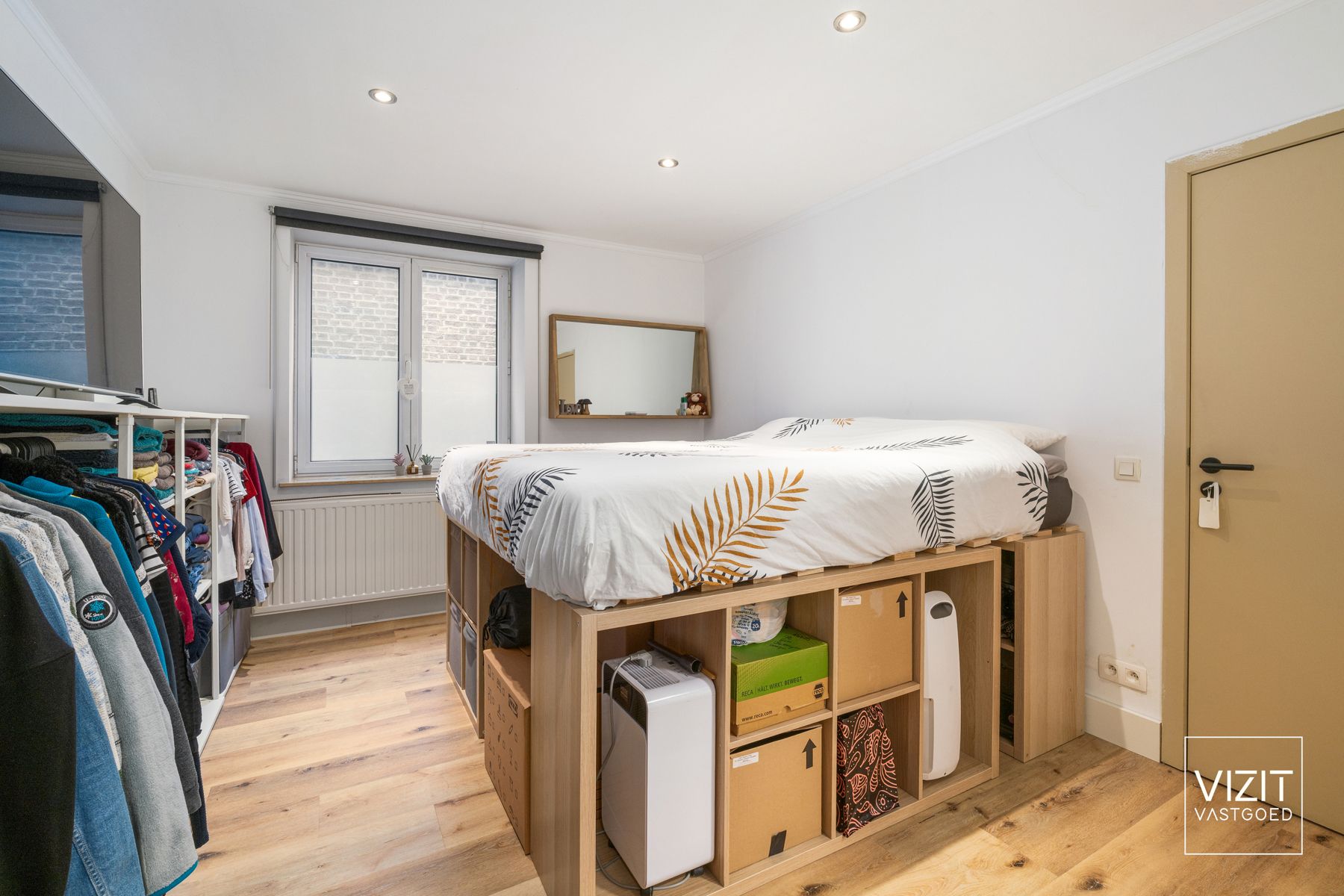 Gelijkvloersappartement met tuin in uniek art-decopand foto 8