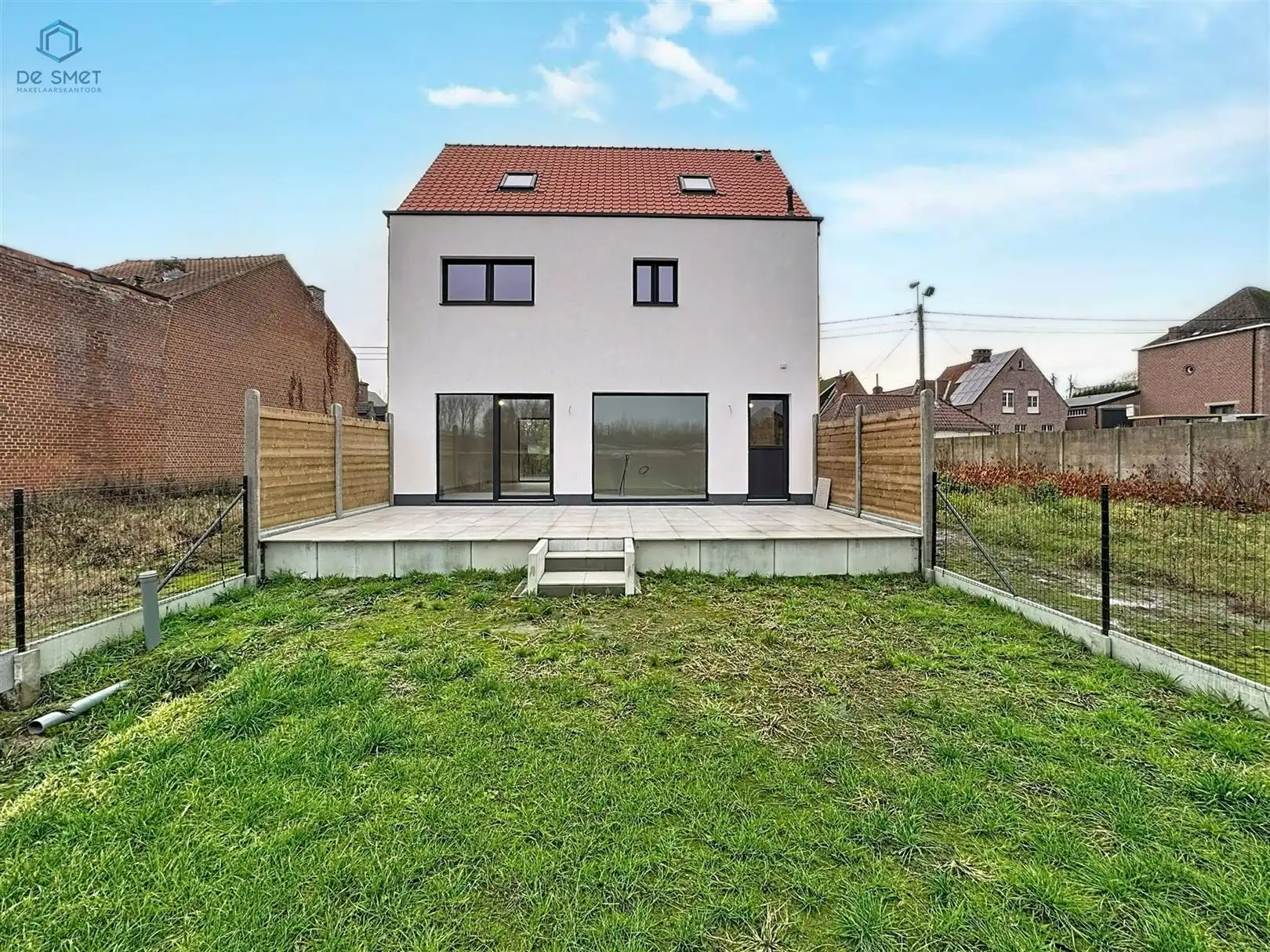 Rustig gelegen, energiezuinige nieuwbouwwoning met 4 slaapkamers en tuin foto 28